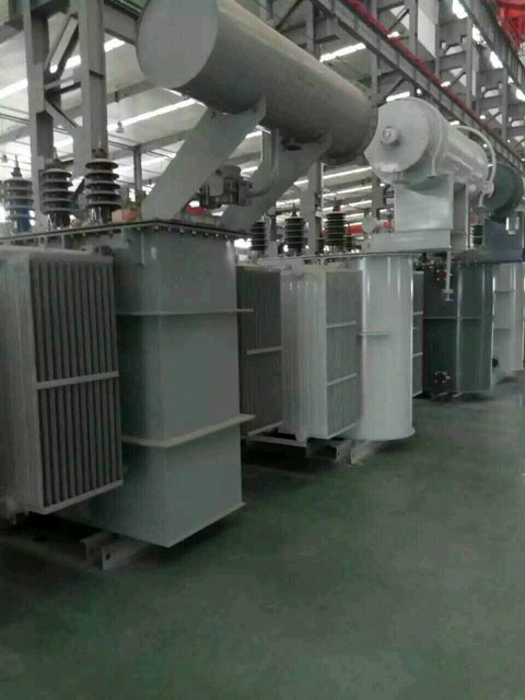 云南S13-2000KVA/35KV/10KV/0.4KV油浸式变压器